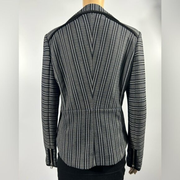 VERONICA BEARD Vertical Stripe Asymmetrical Moto in Navy And White Size 6 - Picture 4 of 10